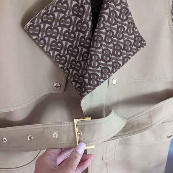 Burberry Trench Vest TB monogram - Picture 15 of 16